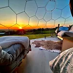 Deerstone Glamping-boulsworth Hill Dome Hot Tub