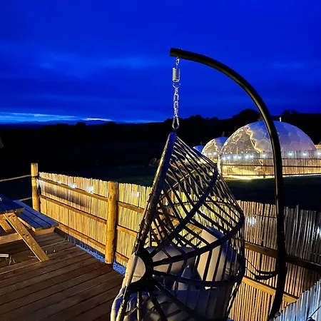 Deerstone Glamping-boulsworth Hill Dome Hot Tub * Earby