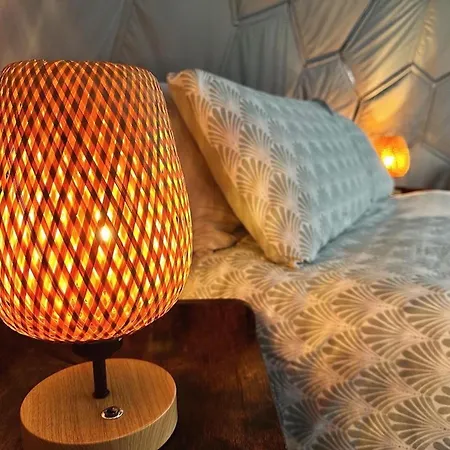 Deerstone Glamping-boulsworth Hill Dome Hot Tub Glamping