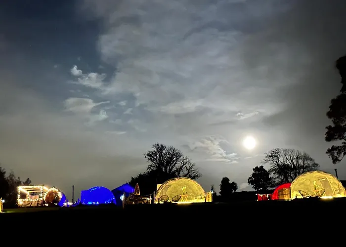 Deerstone Glamping-boulsworth Hill Dome Hot Tub * Earby