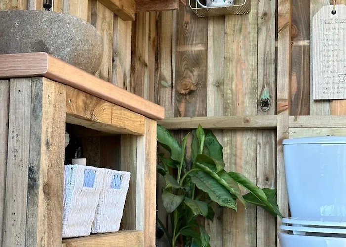 Luxury tent Deerstone Glamping-boulsworth Hill Dome Hot Tub