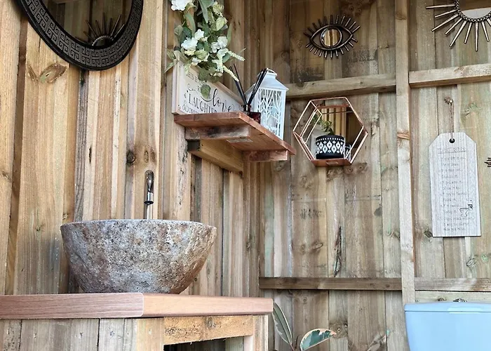 خيمة فخمة Deerstone Glamping-boulsworth Hill Dome Hot Tub