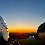ラグジュアリーテント Deerstone Glamping-boulsworth Hill Dome Hot Tub Earby