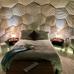 Deerstone Glamping-boulsworth Hill Dome Hot Tub Earby