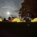 ラグジュアリーテント Deerstone Glamping-boulsworth Hill Dome Hot Tub