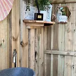 Deerstone Glamping-boulsworth Hill Dome Hot Tub ラグジュアリーテント
