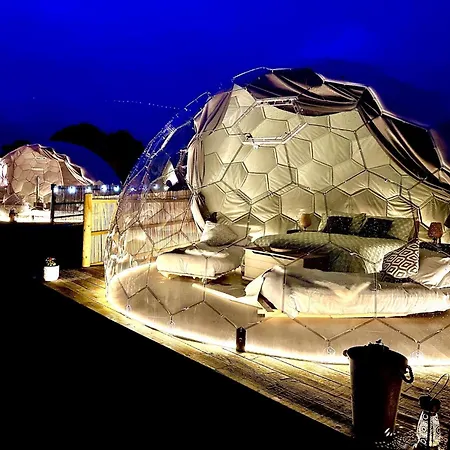 Deerstone Glamping-boulsworth Hill Dome Hot Tub אוהל מפואר