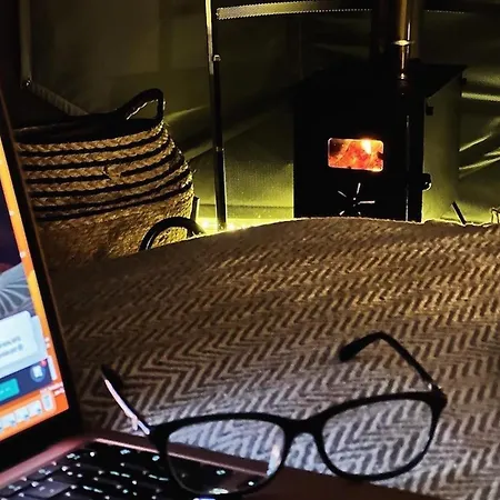 אוהל מפואר Deerstone Glamping-boulsworth Hill Dome Hot Tub *